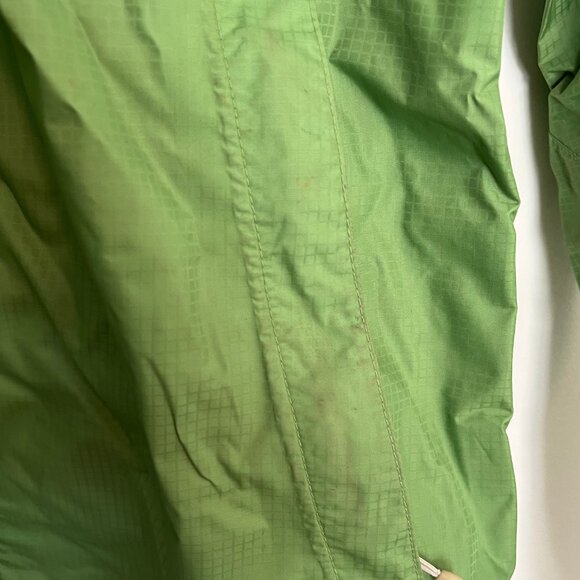 Mountain Equipment Co-Op. Womens. Zip Rain Jacket. Size Medium. Green Color. - Picture 2 of 14